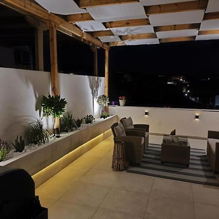 Ina'S Apartments เลฟคิมมี ภายนอก รูปภาพ