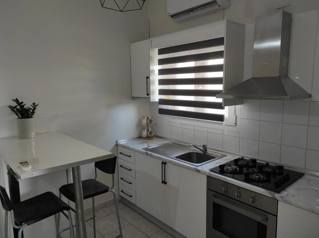 Ina'S Apartments เลฟคิมมี ภายนอก รูปภาพ